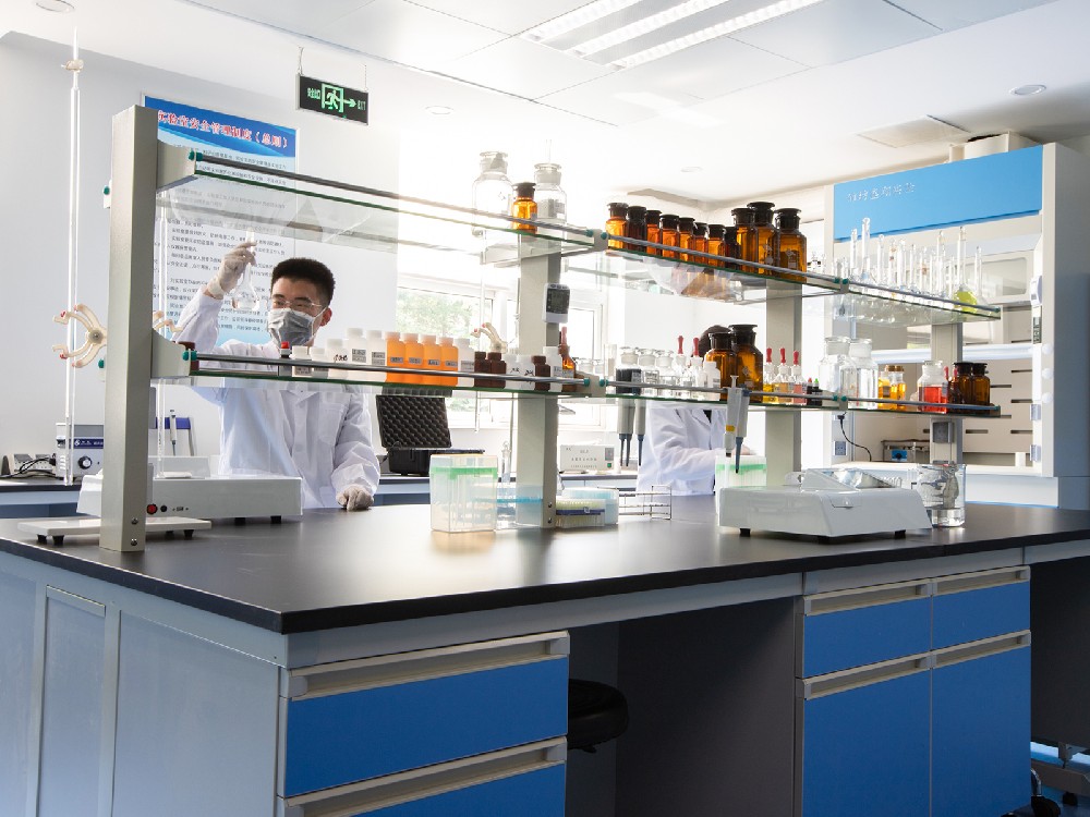 農(nóng)業(yè)種植戶準(zhǔn)確測(cè)定植物葉片中的葉綠素含量解決方案